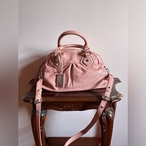 MARC BY MARC JACOBS pink pebbled leather satchel. NEVER USED.